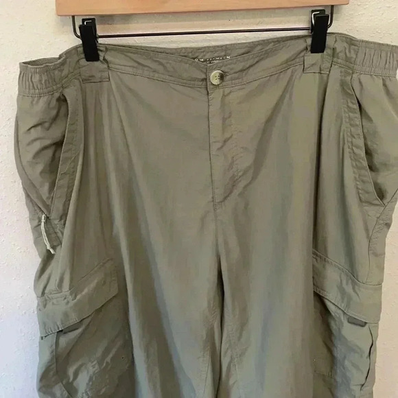 COLUMBIA SPORTSWEAR Omni-Wick Men’s Shorts - Picture 2 of 9